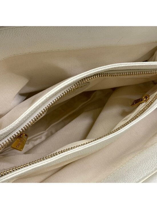 Chanel Handbag White CC Logo Wood Handle
